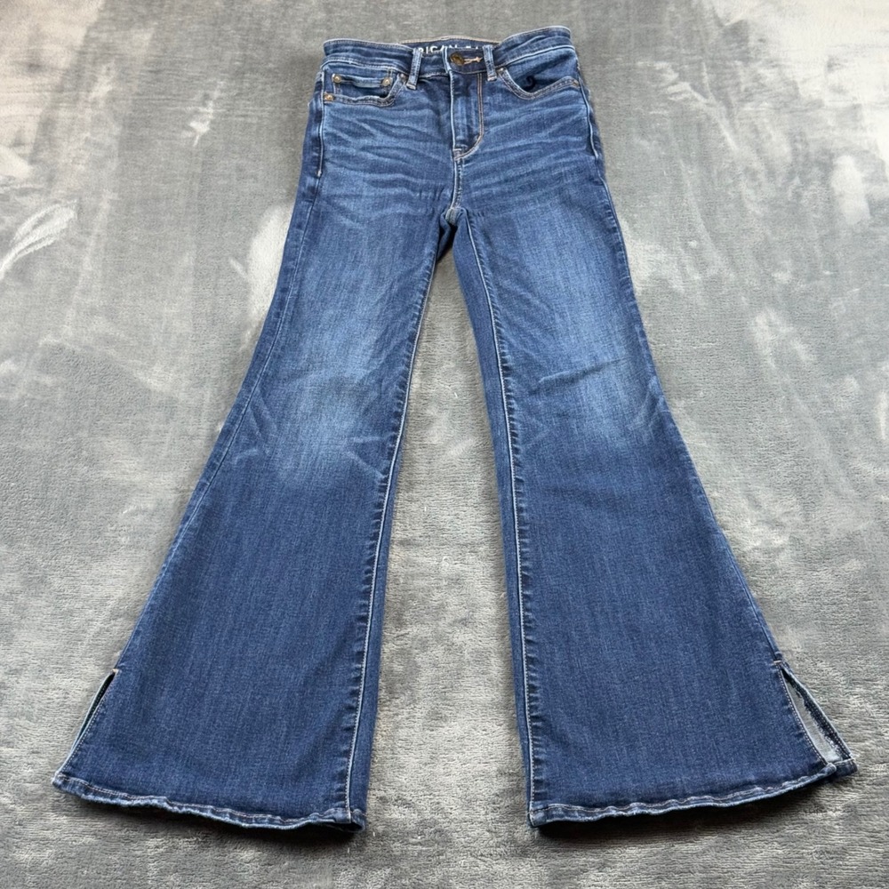American Eagle Super Hi-Rise Flare Jeans Dark Wash Next Level Stretch 00 Short